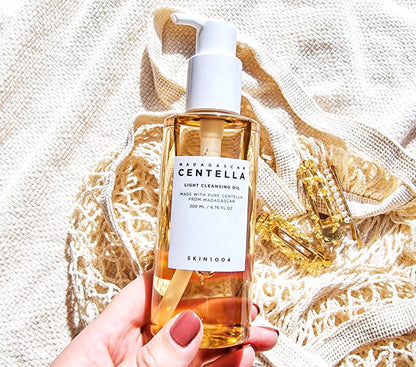 Skin1004 Madagascar Centella Light Cleansing Oil - 200ML